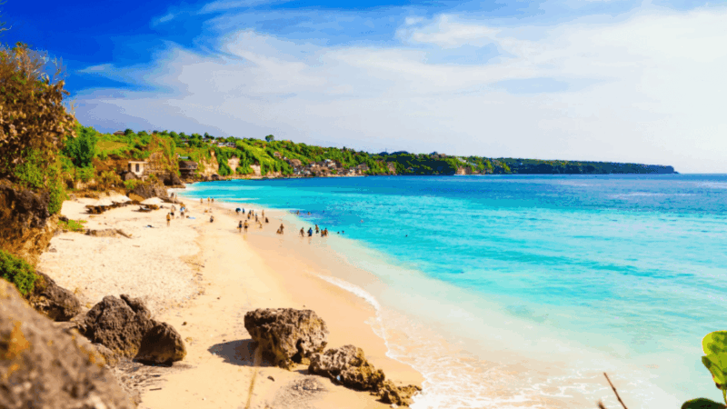 ドリームランドビーチ バリ島 ウルワツの全景