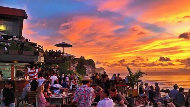 Single Finのサンセットバー